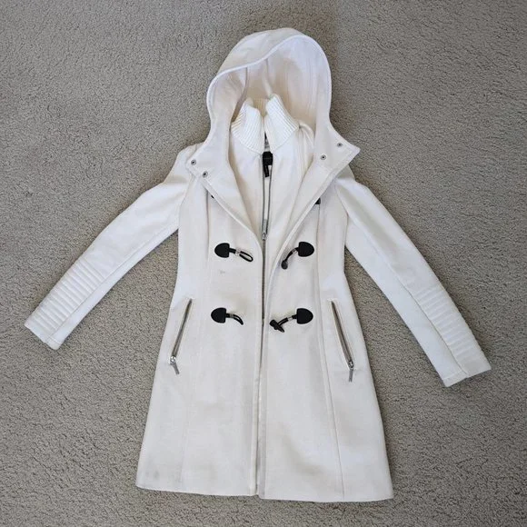 LAST CHANCE BCBG maxazria White Toggle Coat